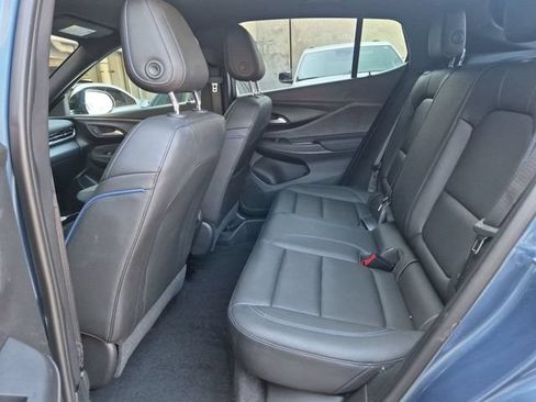 Used 2024 Buick Envista Sport Touring w/ Convenience I Package FWD image 10
