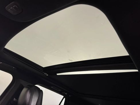 Used 2020 Lincoln Navigator L Reserve w/ Equipment Group 208A Reserve image 25