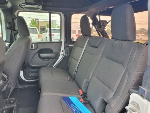 Used 2022 Jeep Wrangler Unlimited Sport AWD/4WD image 21