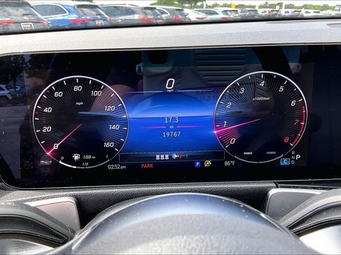 Certified 2024 Mercedes-Benz GLB 250 image 27
