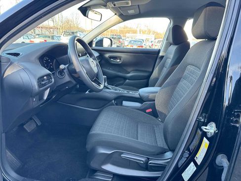 Certified 2023 Honda HR-V LX image 11