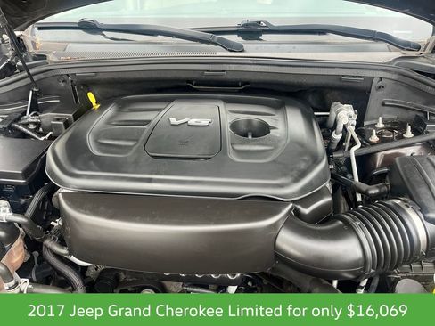 Used 2017 Jeep Grand Cherokee Limited AWD/4WD image 23
