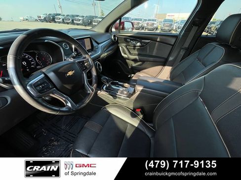 Used 2019 Chevrolet Blazer Premier w/ Sun and Wheels Package FWD image 10