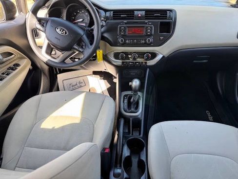 Used 2013 Kia Rio LX w/ PWR Pkg image 16