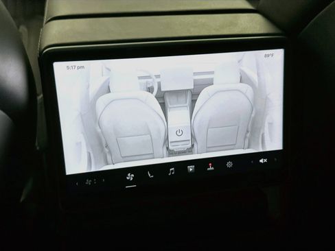 Used 2025 Tesla Model 3 Long Range AWD/4WD image 27