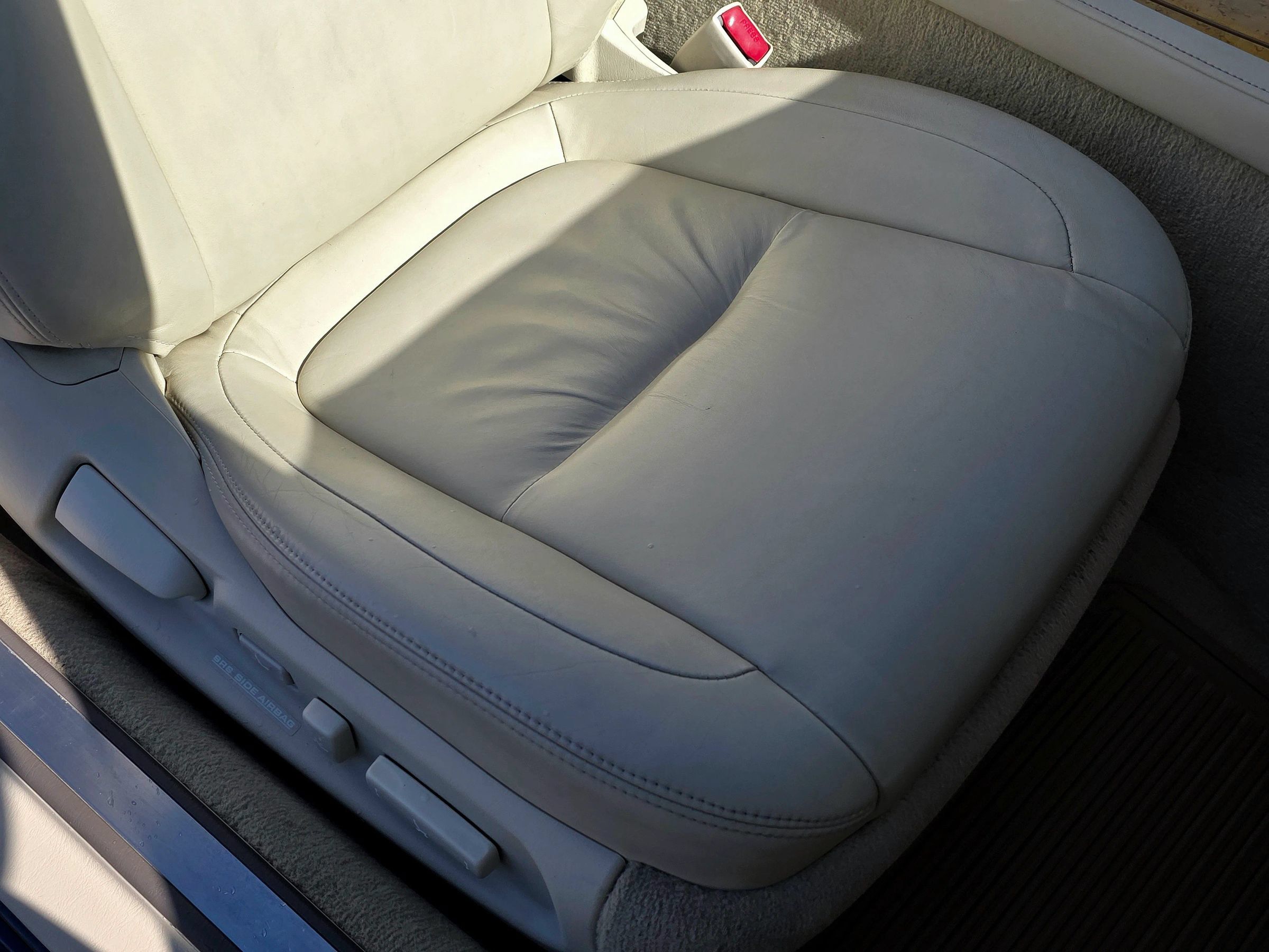 Used 2005 Lexus SC 430 Convertible RWD image 48