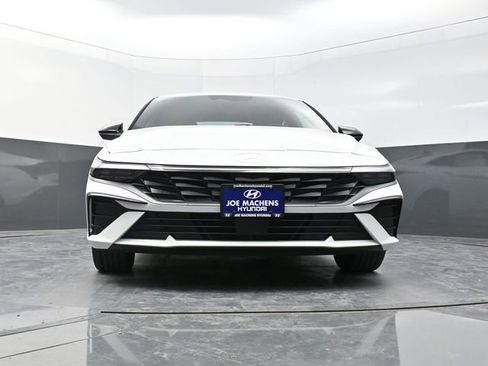 New 2026 Hyundai Elantra SEL Sport Premium FWD image 31