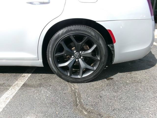 Used 2021 Chrysler 300 S RWD image 31