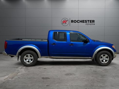 Used 2012 Nissan Frontier SV AWD/4WD image 6