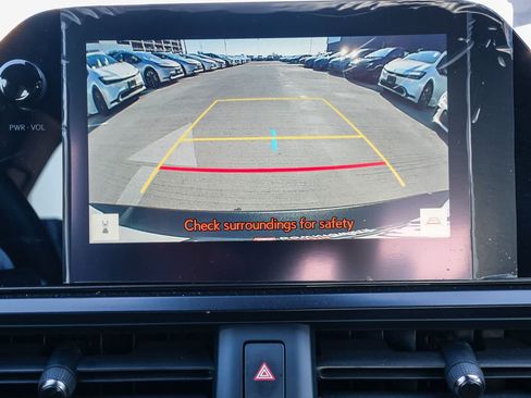 Used 2025 Lexus UX 300h FWD image 26