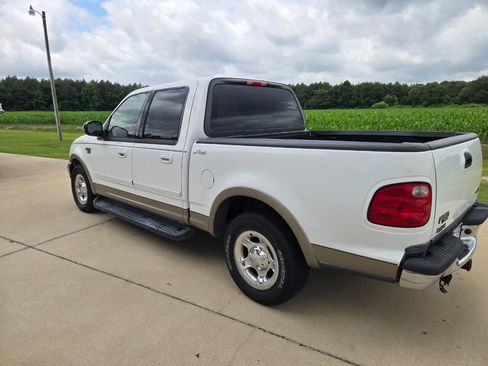 Used 2003 Ford F150 Lariat RWD image 6