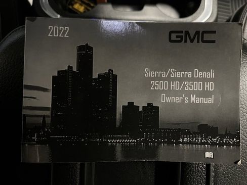 Used 2022 GMC Sierra 3500 Denali image 46