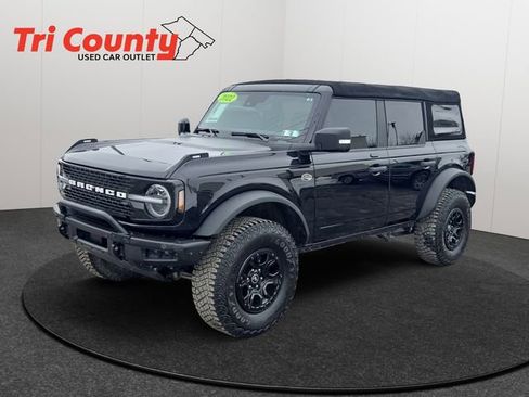 Used 2022 Ford Bronco Wildtrak image 3