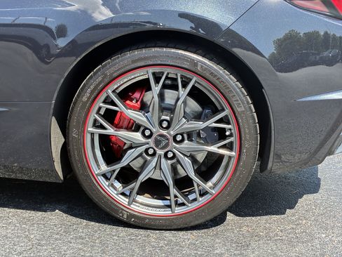 Used 2023 Chevrolet Corvette Stingray Premium Cpe w/ Z51 Performance Package RWD image 11