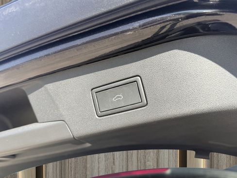 Used 2023 Volkswagen ID.4 Pro S image 64