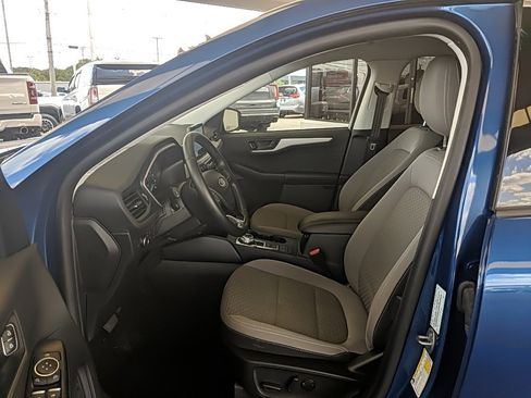 Used 2022 Ford Escape SE w/ Convenience Package image 9