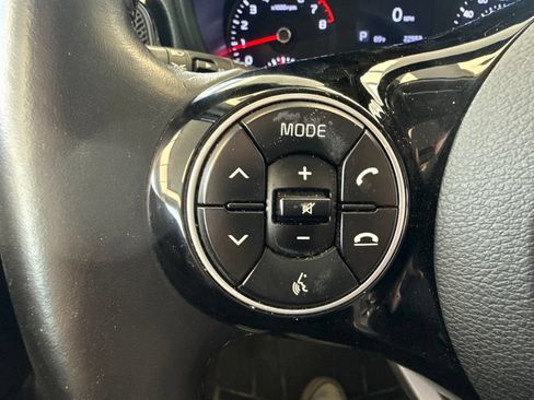 Used 2021 Kia Soul EX FWD image 19
