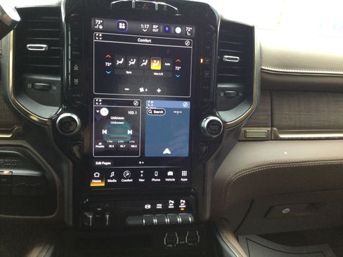 Used 2022 RAM 2500 Limited image 15