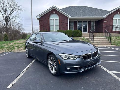 Used 2017 BMW 330i Sedan image 12