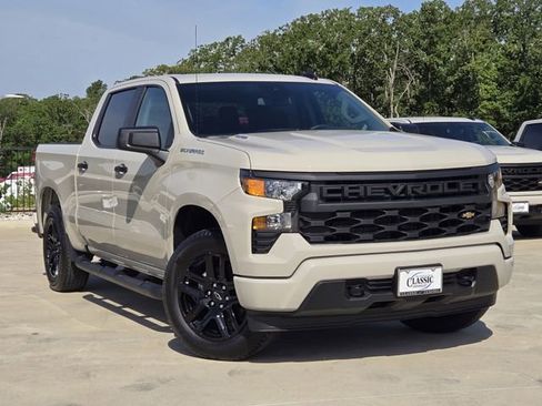 New 2026 Chevrolet Silverado 1500 Custom RWD image 1