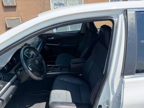 Used 2015 Toyota Camry SE FWD image 5