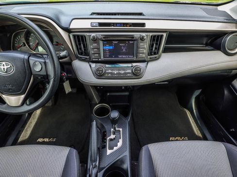 Used 2014 Toyota RAV4 XLE w/ Preferred Accessory Package AWD/4WD image 24