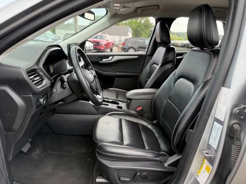 Used 2024 Ford Escape Platinum AWD/4WD image 13