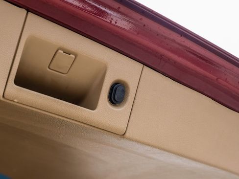 Used 2019 Cadillac Escalade Platinum image 61