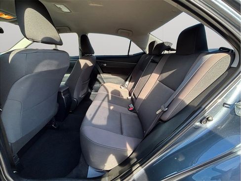 Used 2017 Toyota Corolla LE image 25