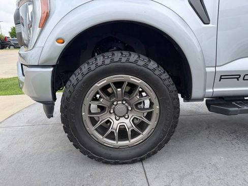 Used 2022 Ford F150 Lariat w/ Equipment Group 502A High image 4