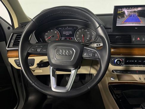 Used 2023 Audi Q5 2.0T Premium w/ Convenience Package AWD/4WD image 18