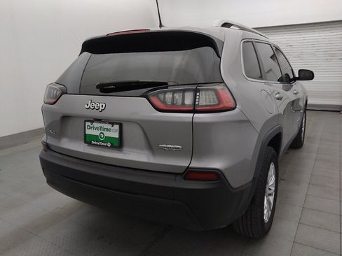 Used 2019 Jeep Cherokee Latitude w/ Popular Appearance Group AWD/4WD image 9