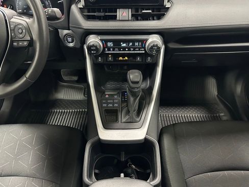 Used 2025 Toyota RAV4 XLE w/ Convenience Package image 34
