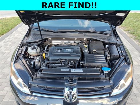 Used 2016 Volkswagen Golf SEL image 11