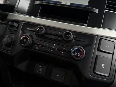 New 2026 Ford F550 4x4 Regular Cab Super Duty image 27