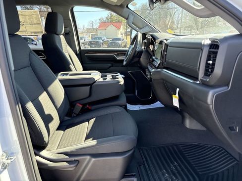 New 2025 Chevrolet Silverado 3500 LT w/ Convenience Package image 28