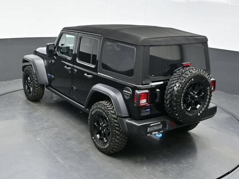 Used 2023 Jeep Wrangler Unlimited AWD/4WD image 37