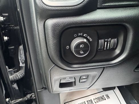 Used 2022 RAM 1500 Laramie image 16