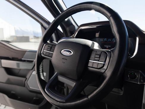 Used 2023 Ford F150 Lariat w/ Max Trailer Tow Package AWD/4WD image 30