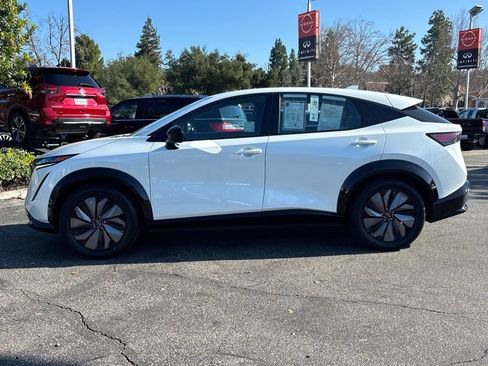 Used 2024 Nissan Ariya AWD image 8