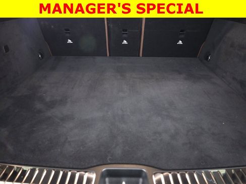 Used 2025 Mercedes-Benz GLE 450e 4MATIC image 52