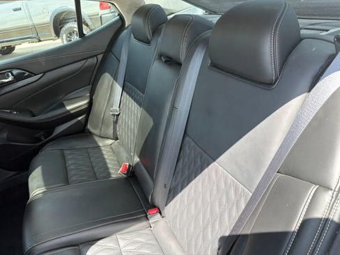 Used 2023 Nissan Maxima Platinum w/ Sport Mat Group FWD image 18