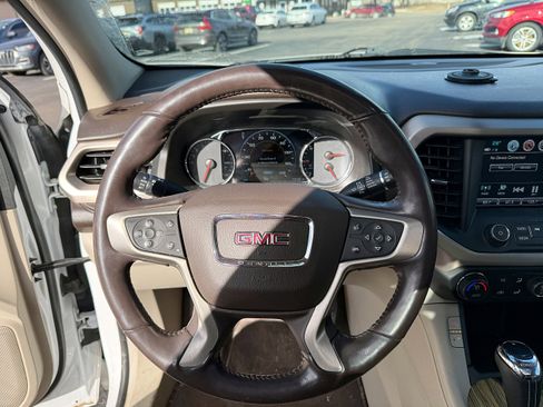 Used 2019 GMC Acadia Denali w/ Technology Package image 14
