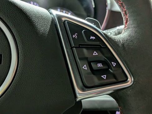 Used 2019 Chevrolet Camaro ZL1 RWD image 18