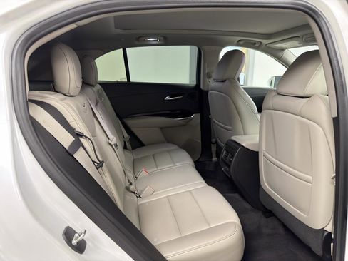 Used 2019 Cadillac XT4 Premium Luxury AWD/4WD image 30