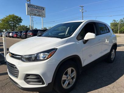 Used 2022 Chevrolet Trax LS w/ Tint and Cruise Package