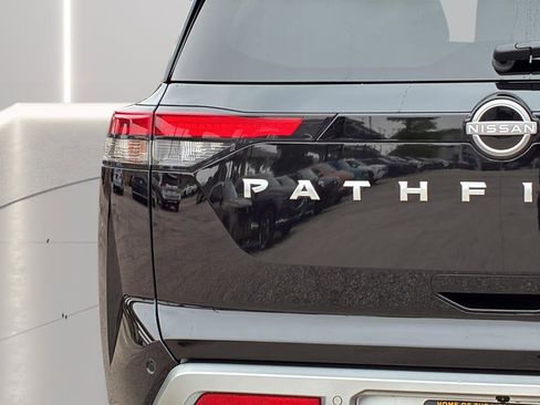 Used 2024 Nissan Pathfinder Platinum w/ Cargo Package FWD image 31