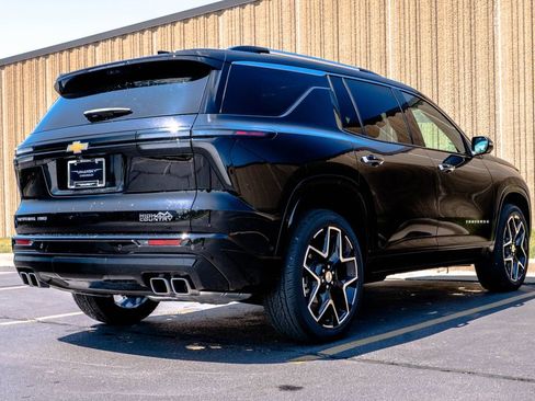 Certified 2025 Chevrolet Traverse High Country AWD/4WD image 9