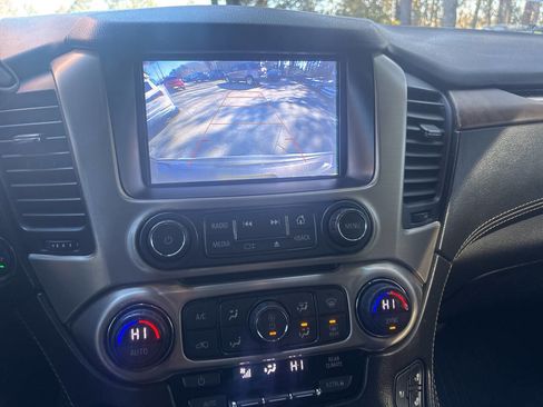 Used 2018 GMC Yukon Denali image 13