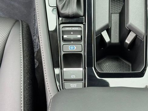 Certified 2025 Honda Accord Touring image 22